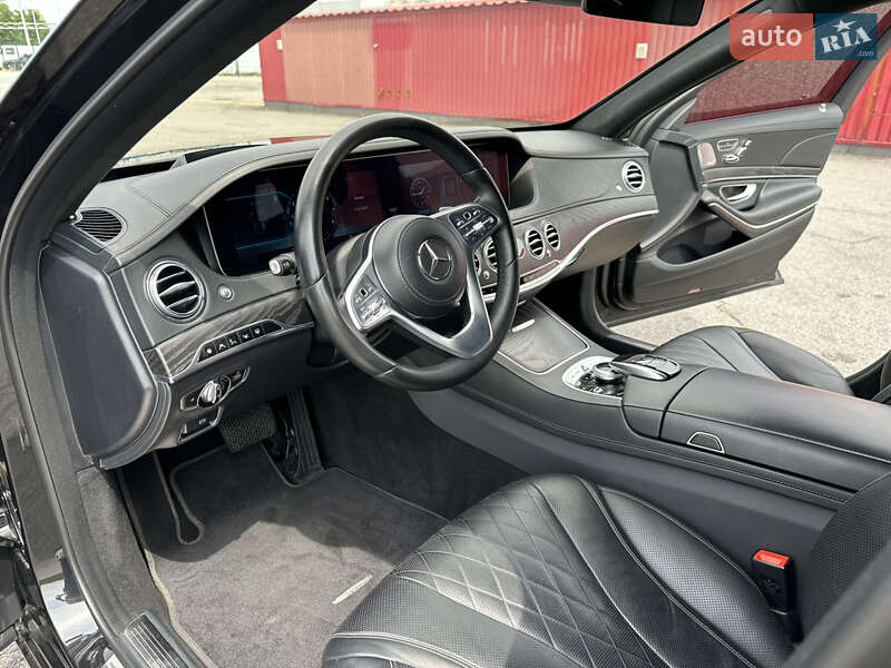 Седан Mercedes-Benz S-Class 2018 в Києві