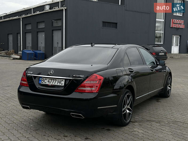 Седан Mercedes-Benz S-Class 2012 в Стрые