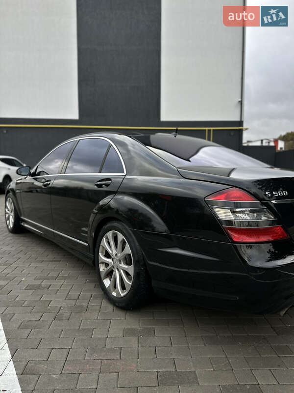 Седан Mercedes-Benz S-Class 2007 в Кременці