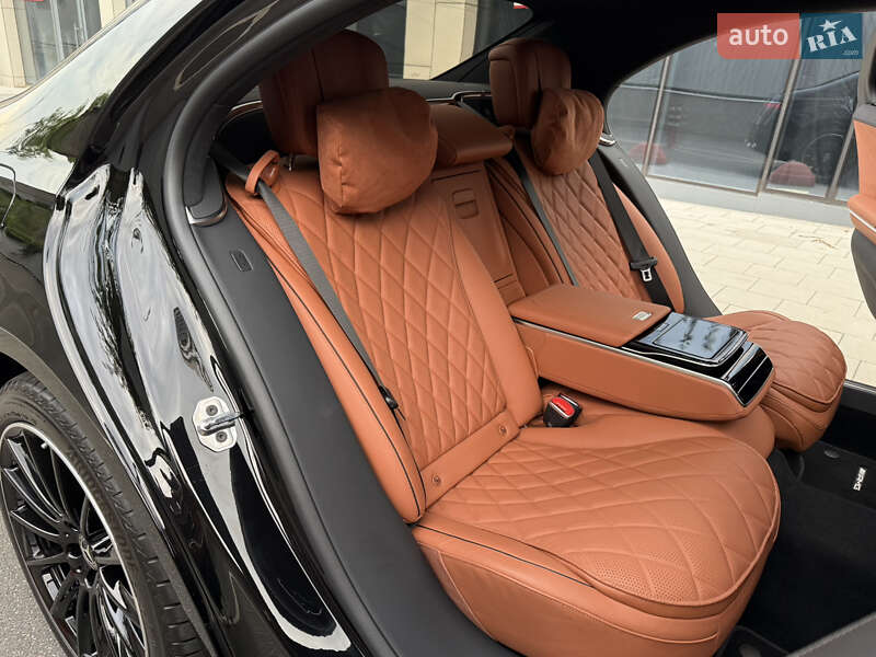 Седан Mercedes-Benz S-Class 2024 в Киеве