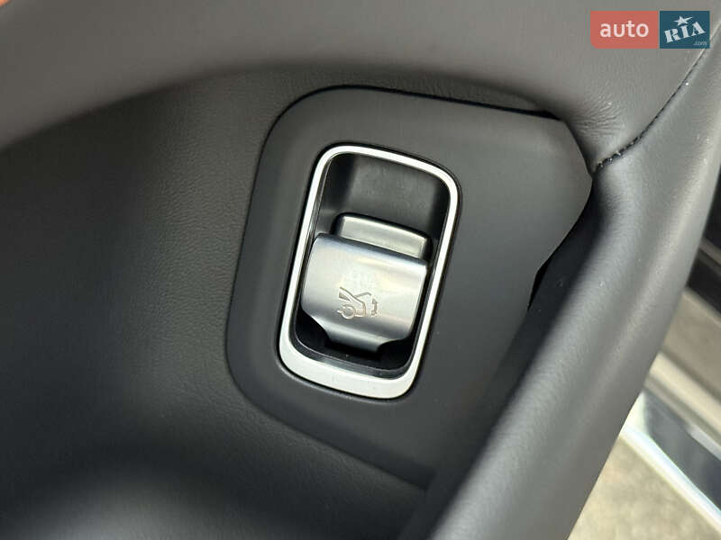 Седан Mercedes-Benz S-Class 2024 в Киеве