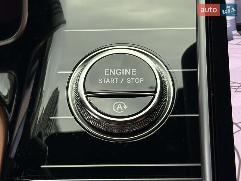 Седан Mercedes-Benz S-Class 2024 в Киеве