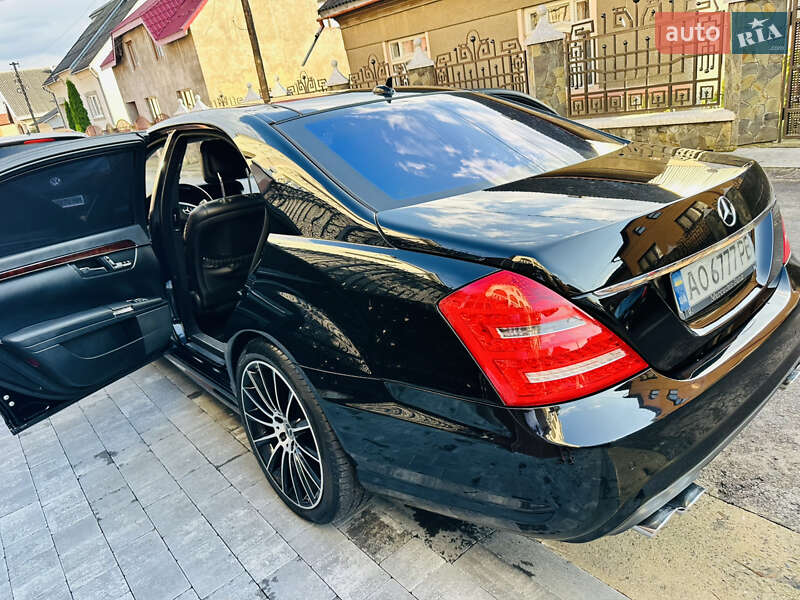Седан Mercedes-Benz S-Class 2008 в Тячеве