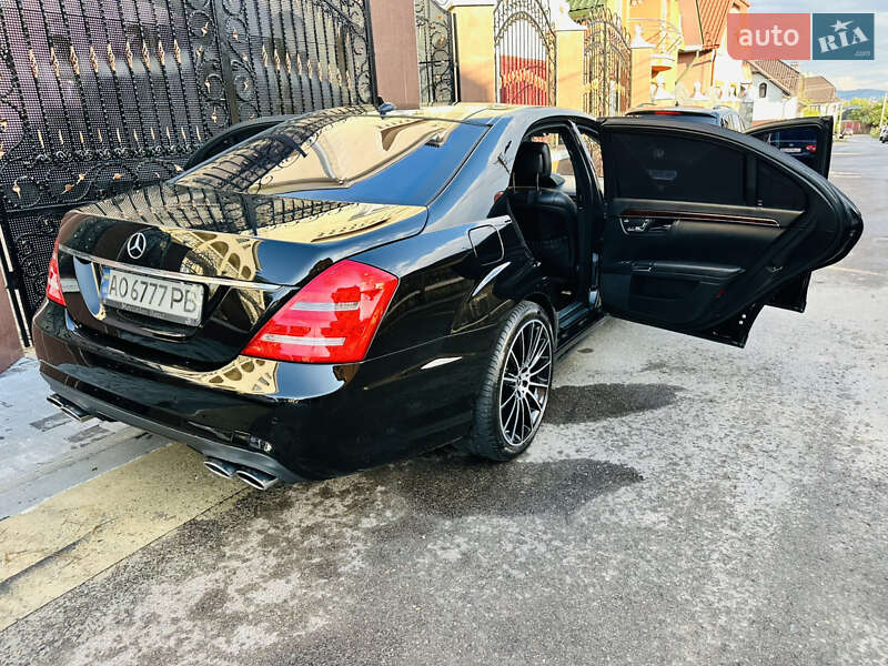 Седан Mercedes-Benz S-Class 2008 в Тячеве