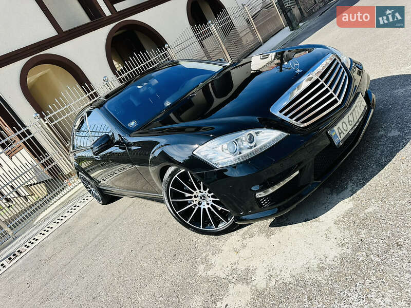 Седан Mercedes-Benz S-Class 2008 в Тячеве
