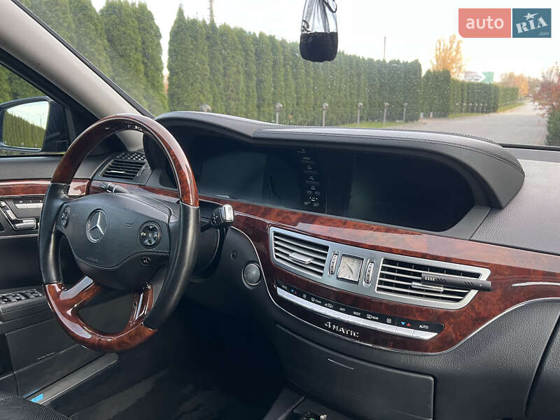 Седан Mercedes-Benz S-Class 2008 в Дунаевцах