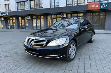 Седан Mercedes-Benz S-Class 2008 в Новояворівську
