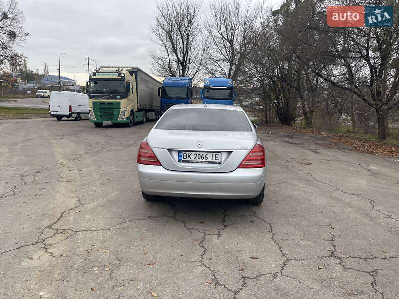 Седан Mercedes-Benz S-Class 2007 в Рівному