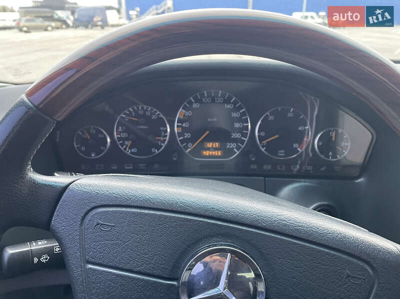 Седан Mercedes-Benz S-Class 1995 в Черновцах