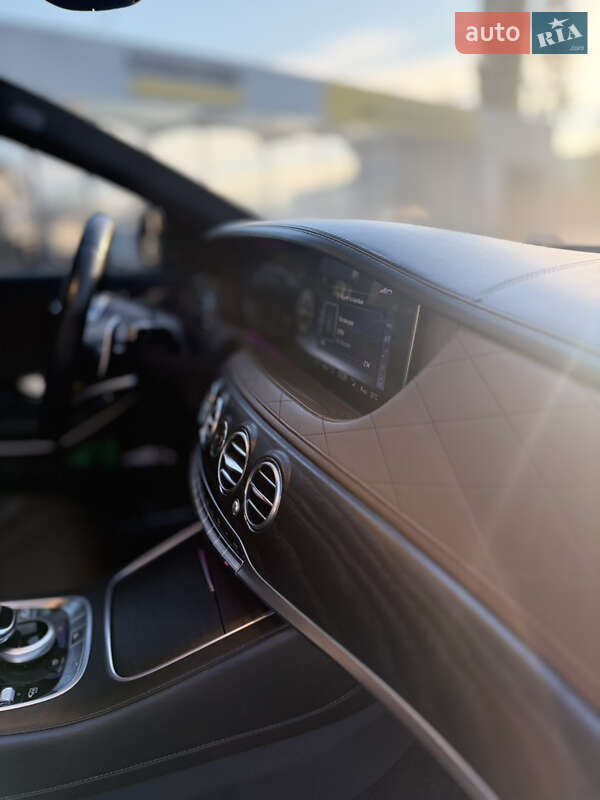 Седан Mercedes-Benz S-Class 2018 в Киеве