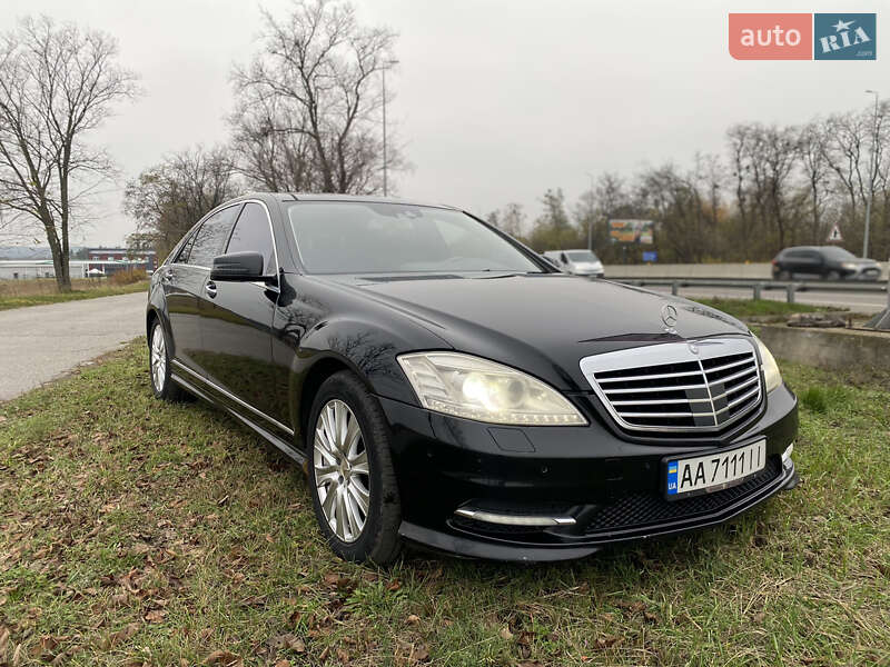 Седан Mercedes-Benz S-Class 2010 в Киеве