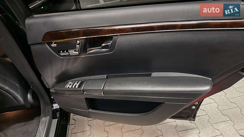 Седан Mercedes-Benz S-Class 2007 в Киеве