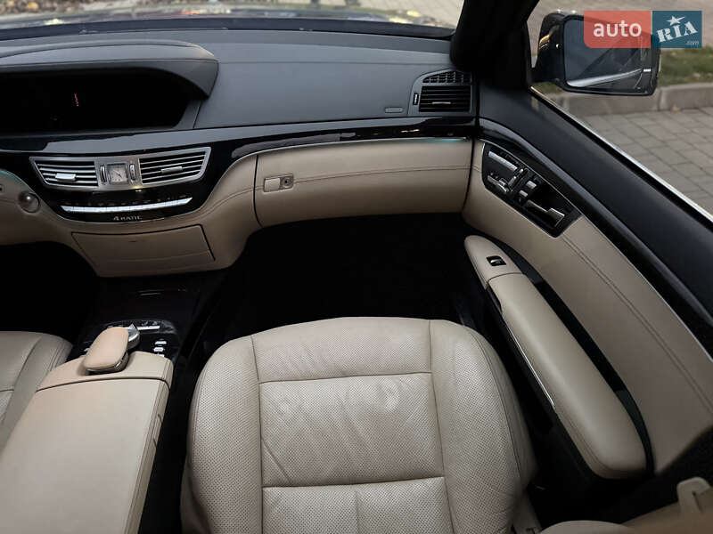 Седан Mercedes-Benz S-Class 2012 в Хмельницькому