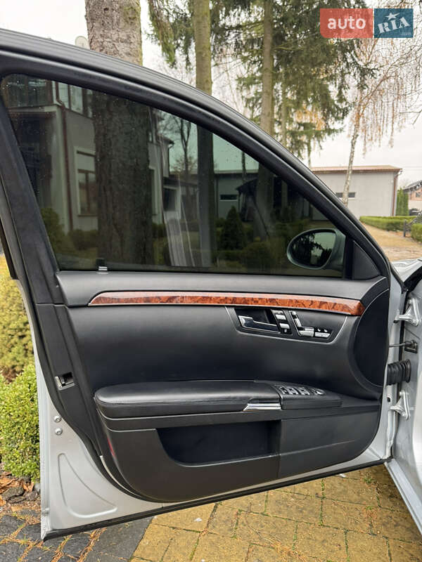 Седан Mercedes-Benz S-Class 2006 в Львове фото 35 Седан Mercedes-Benz S-Class 2006 в Львове
