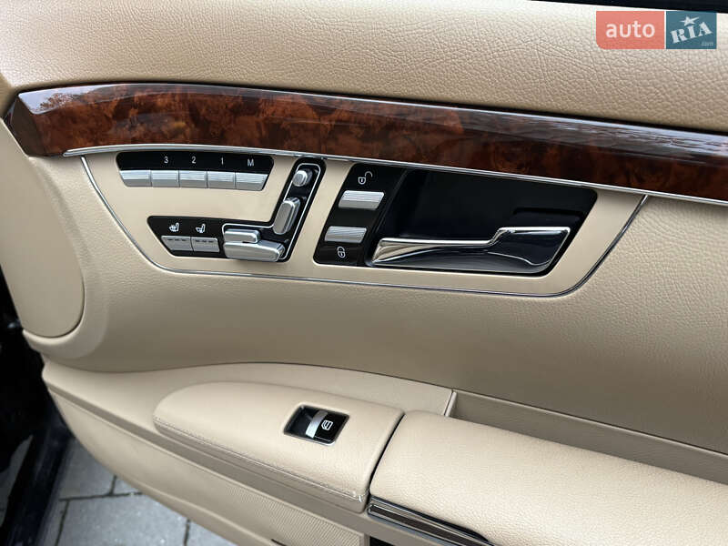 Седан Mercedes-Benz S-Class 2011 в Хмельницькому фото 23 Седан Mercedes-Benz S-Class 2011 в Хмельницькому