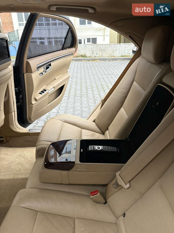 Седан Mercedes-Benz S-Class 2011 в Хмельницькому фото 38 Седан Mercedes-Benz S-Class 2011 в Хмельницькому