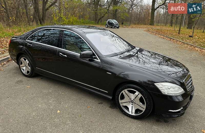 Седан Mercedes-Benz S-Class 2010 в Києві