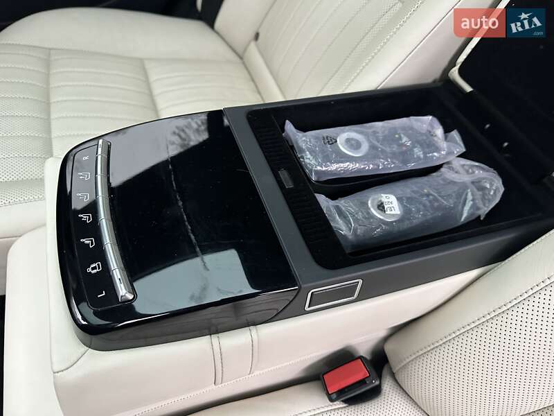 Седан Mercedes-Benz S-Class 2010 в Києві