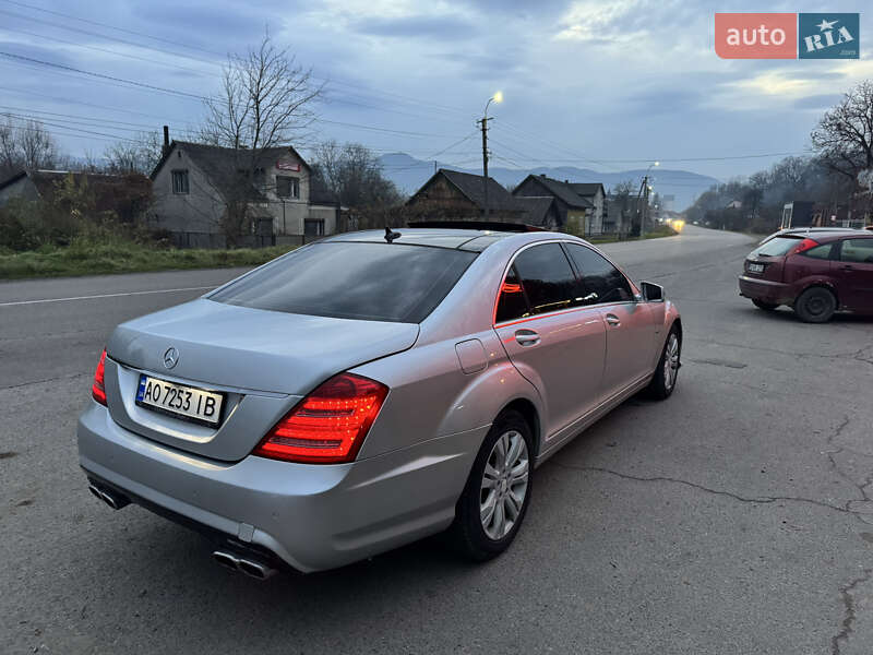 Седан Mercedes-Benz S-Class 2011 в Тячеві фото 5 Седан Mercedes-Benz S-Class 2011 в Тячеві