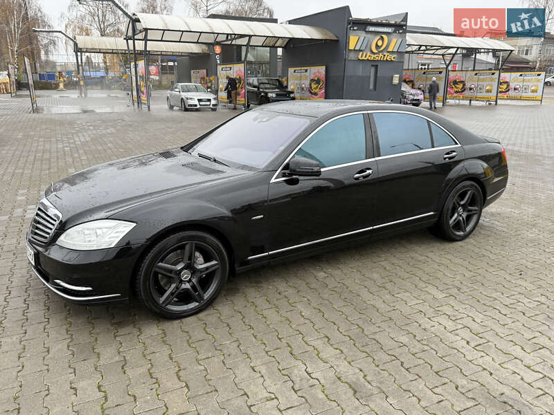 Седан Mercedes-Benz S-Class 2010 в Чернівцях фото 19 Седан Mercedes-Benz S-Class 2010 в Чернівцях