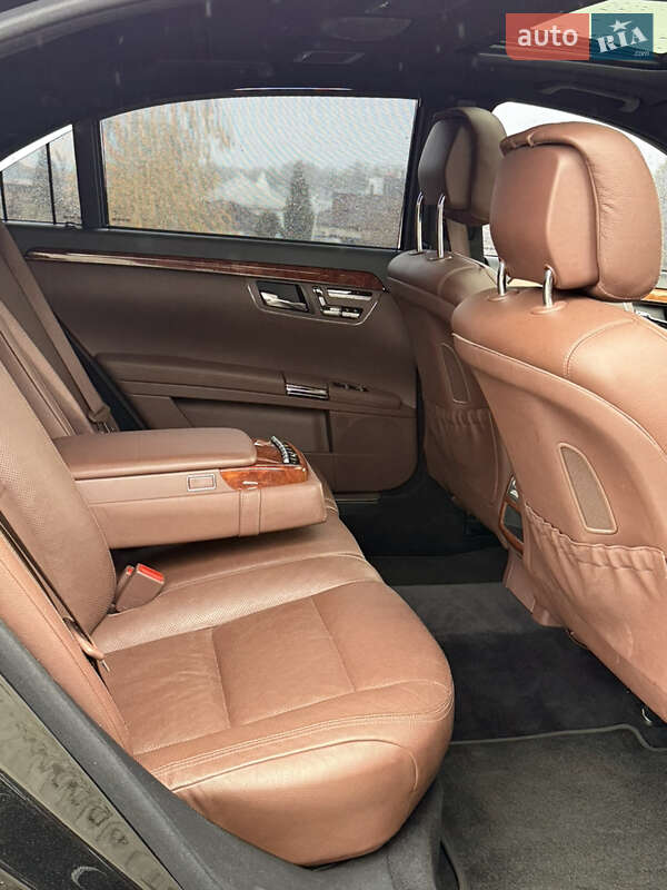 Седан Mercedes-Benz S-Class 2010 в Чернівцях фото 47 Седан Mercedes-Benz S-Class 2010 в Чернівцях