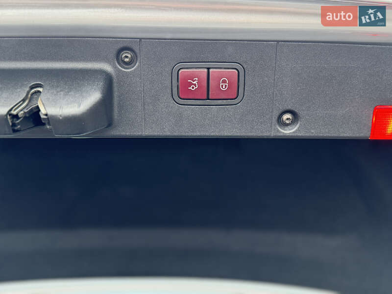 Седан Mercedes-Benz S-Class 2008 в Чугуеве фото 22 Седан Mercedes-Benz S-Class 2008 в Чугуеве