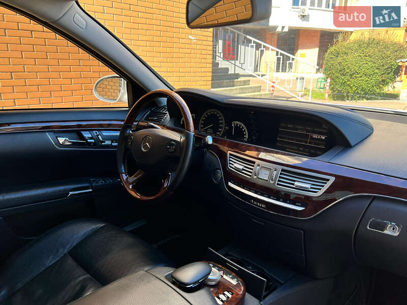 Седан Mercedes-Benz S-Class 2008 в Киеве