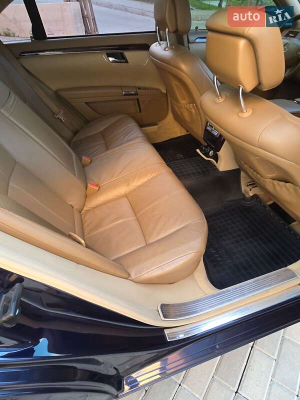 Седан Mercedes-Benz S-Class 2007 в Рівному