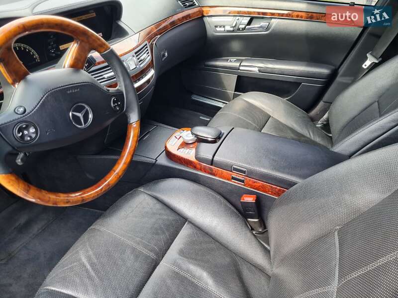 Седан Mercedes-Benz S-Class 2007 в Дніпрі