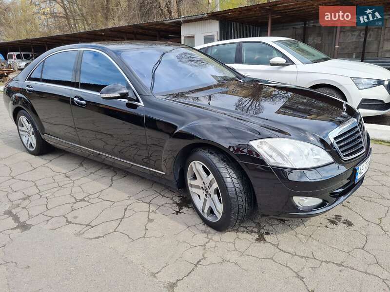 Седан Mercedes-Benz S-Class 2007 в Дніпрі