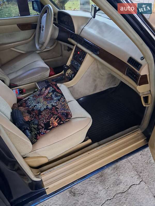 Седан Mercedes-Benz S-Class 1983 в Дніпрі