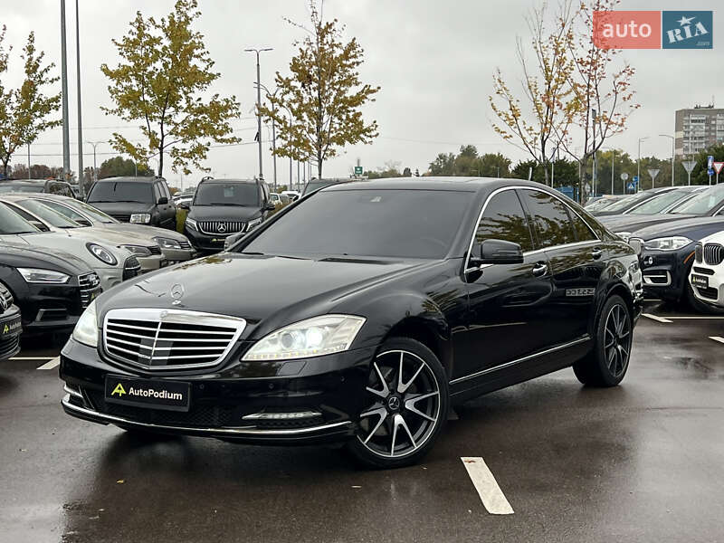 Седан Mercedes-Benz S-Class 2012 в Киеве