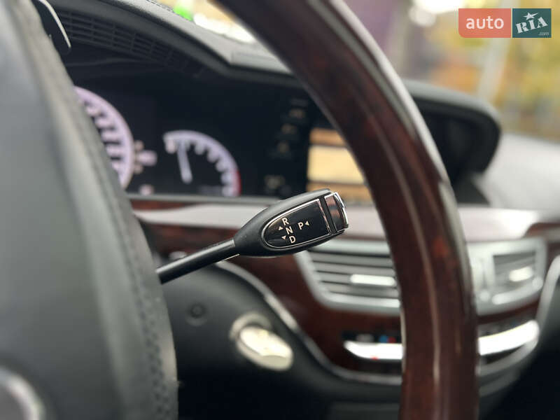 Седан Mercedes-Benz S-Class 2012 в Киеве