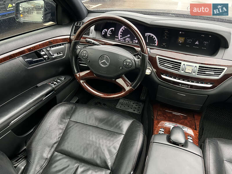 Седан Mercedes-Benz S-Class 2012 в Киеве