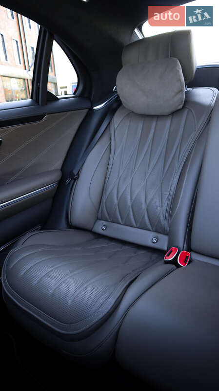 Седан Mercedes-Benz S-Class 2024 в Вінниці