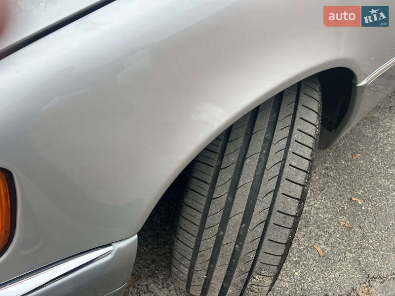 Седан Mercedes-Benz S-Class 1991 в Кривом Роге