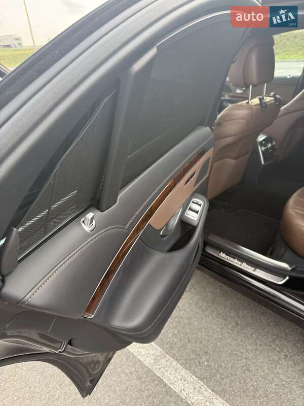 Седан Mercedes-Benz S-Class 2016 в Львове