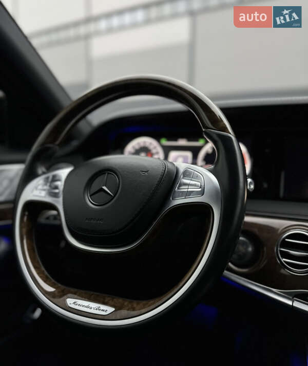 Седан Mercedes-Benz S-Class 2013 в Черновцах