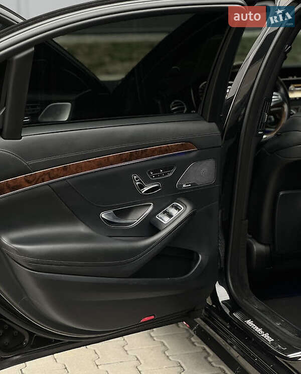 Седан Mercedes-Benz S-Class 2013 в Черновцах