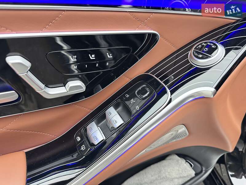 Седан Mercedes-Benz S-Class 2021 в Днепре