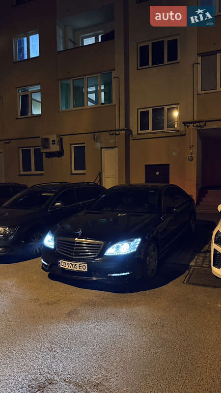 Седан Mercedes-Benz S-Class 2010 в Киеве