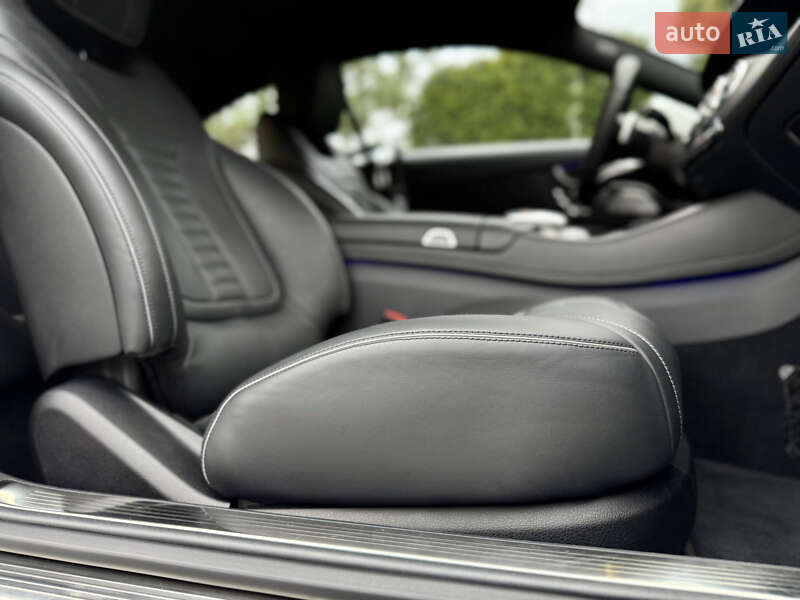 Купе Mercedes-Benz S-Class 2020 в Львове