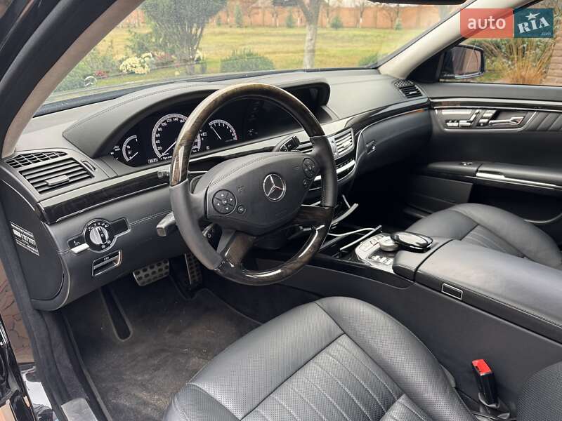 Седан Mercedes-Benz S-Class 2009 в Києві