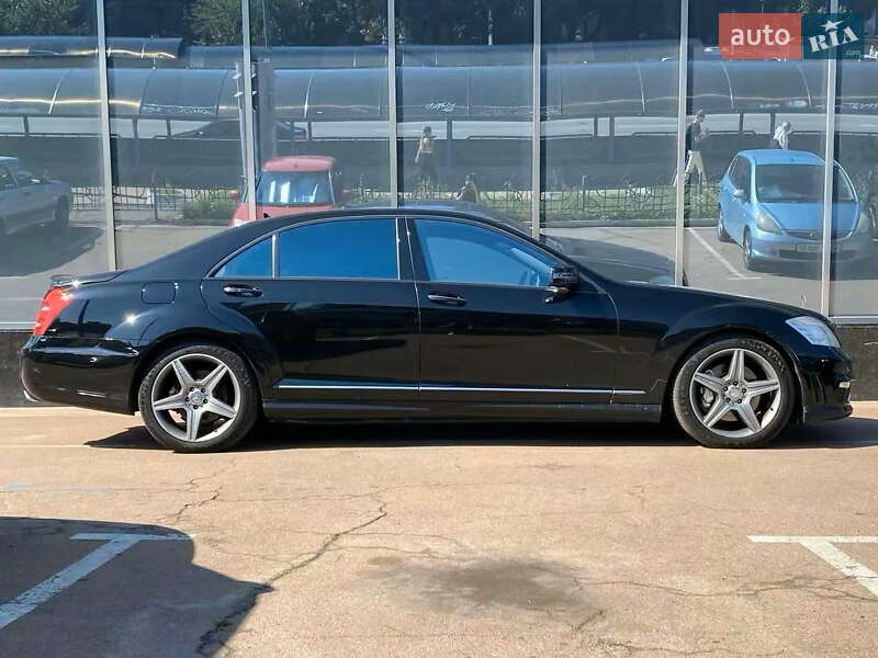 Седан Mercedes-Benz S-Class 2010 в Киеве