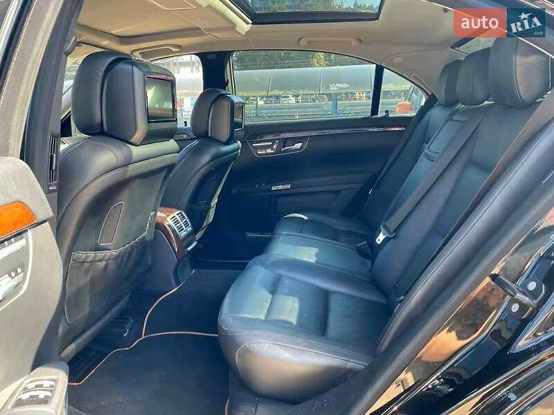 Седан Mercedes-Benz S-Class 2010 в Киеве