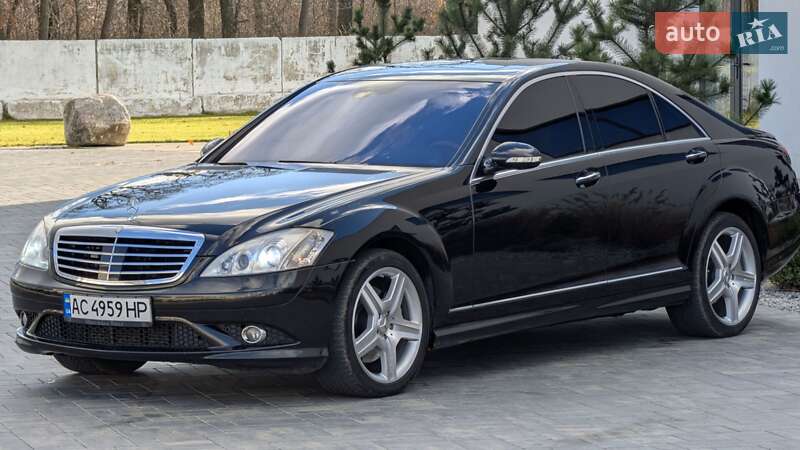 Mercedes-Benz S-Class 2008
