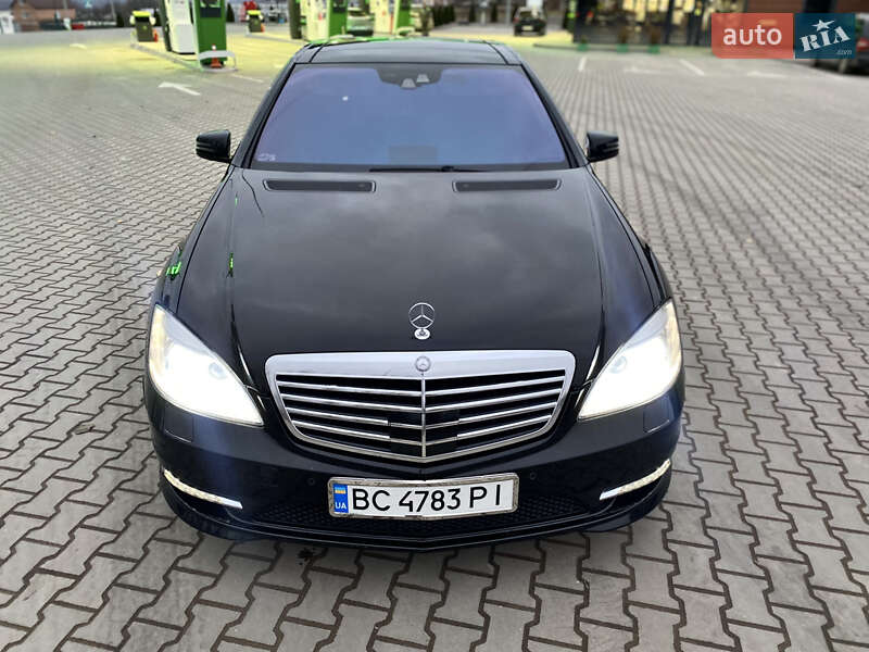 Седан Mercedes-Benz S-Class 2011 в Хмельницькому