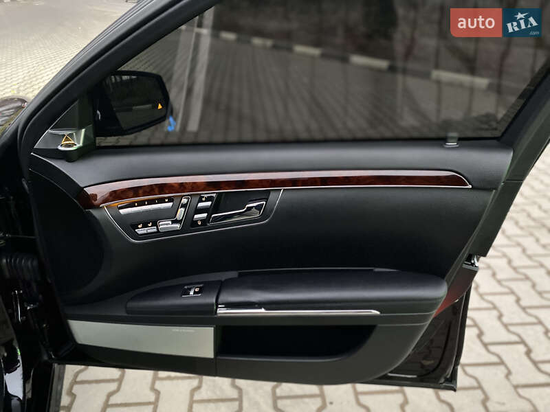 Седан Mercedes-Benz S-Class 2011 в Хмельницькому