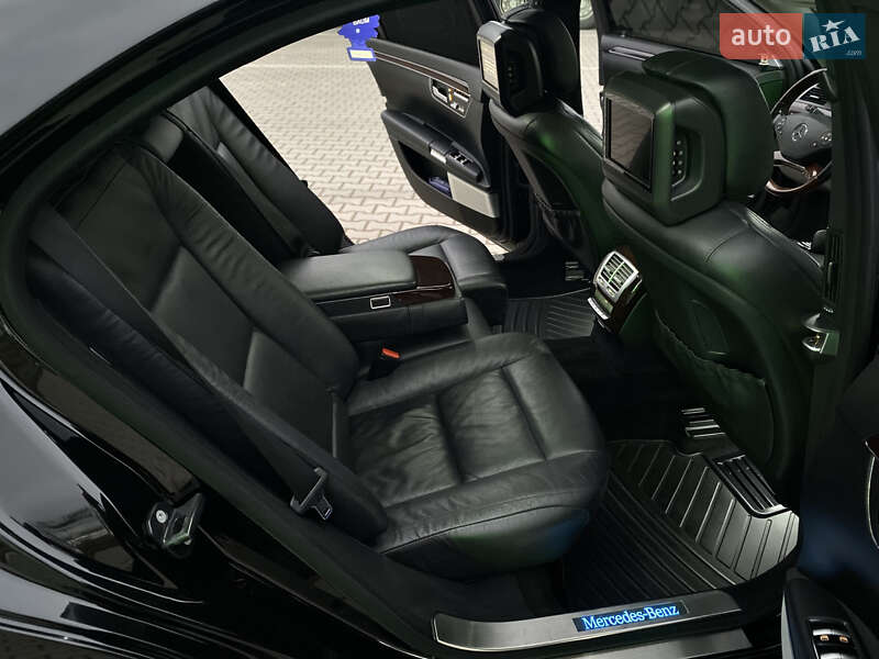 Седан Mercedes-Benz S-Class 2011 в Хмельницькому