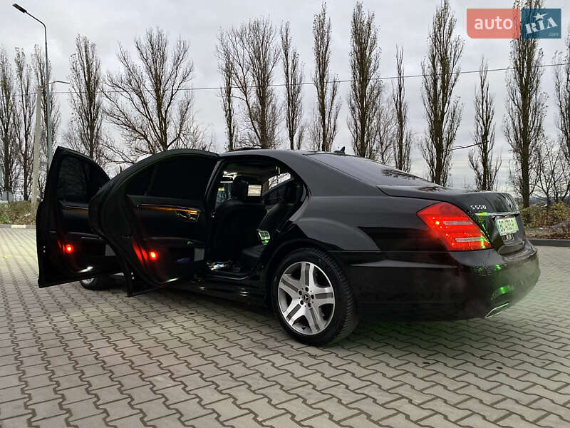 Седан Mercedes-Benz S-Class 2011 в Хмельницькому
